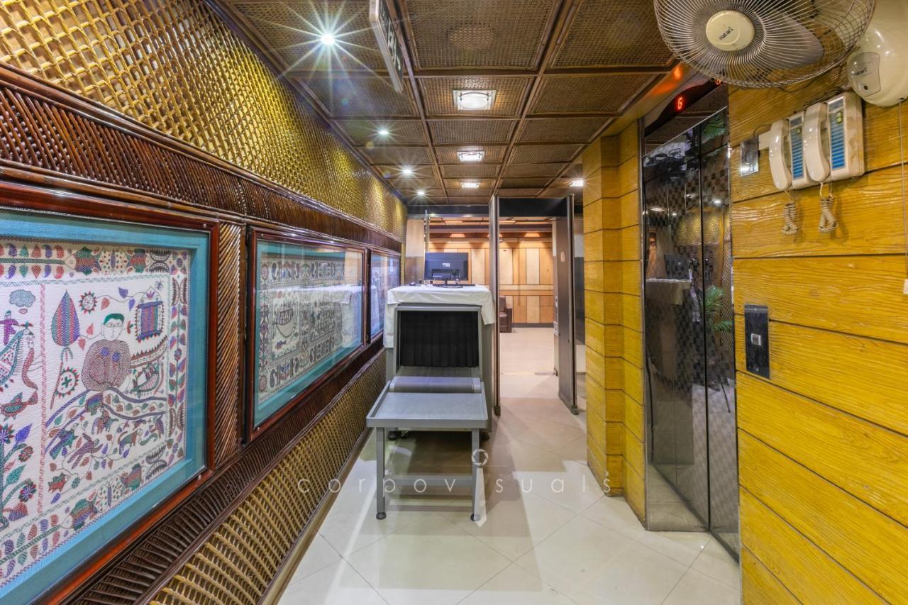 Sel Nibash Hotel & Serviced Apartments Дака Екстериор снимка