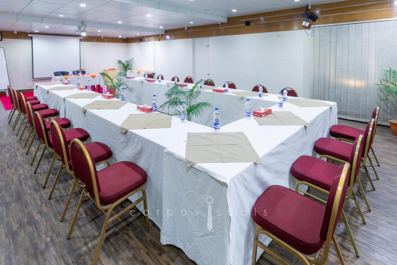 Sel Nibash Hotel & Serviced Apartments Дака Екстериор снимка