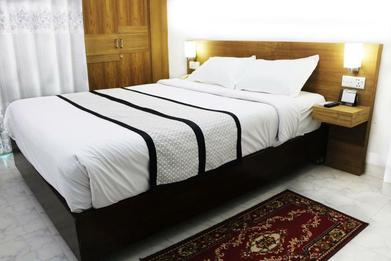 Sel Nibash Hotel & Serviced Apartments Дака Екстериор снимка