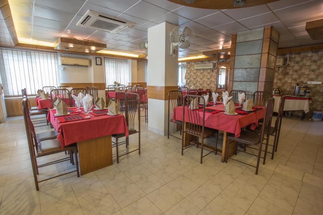 Sel Nibash Hotel & Serviced Apartments Дака Екстериор снимка