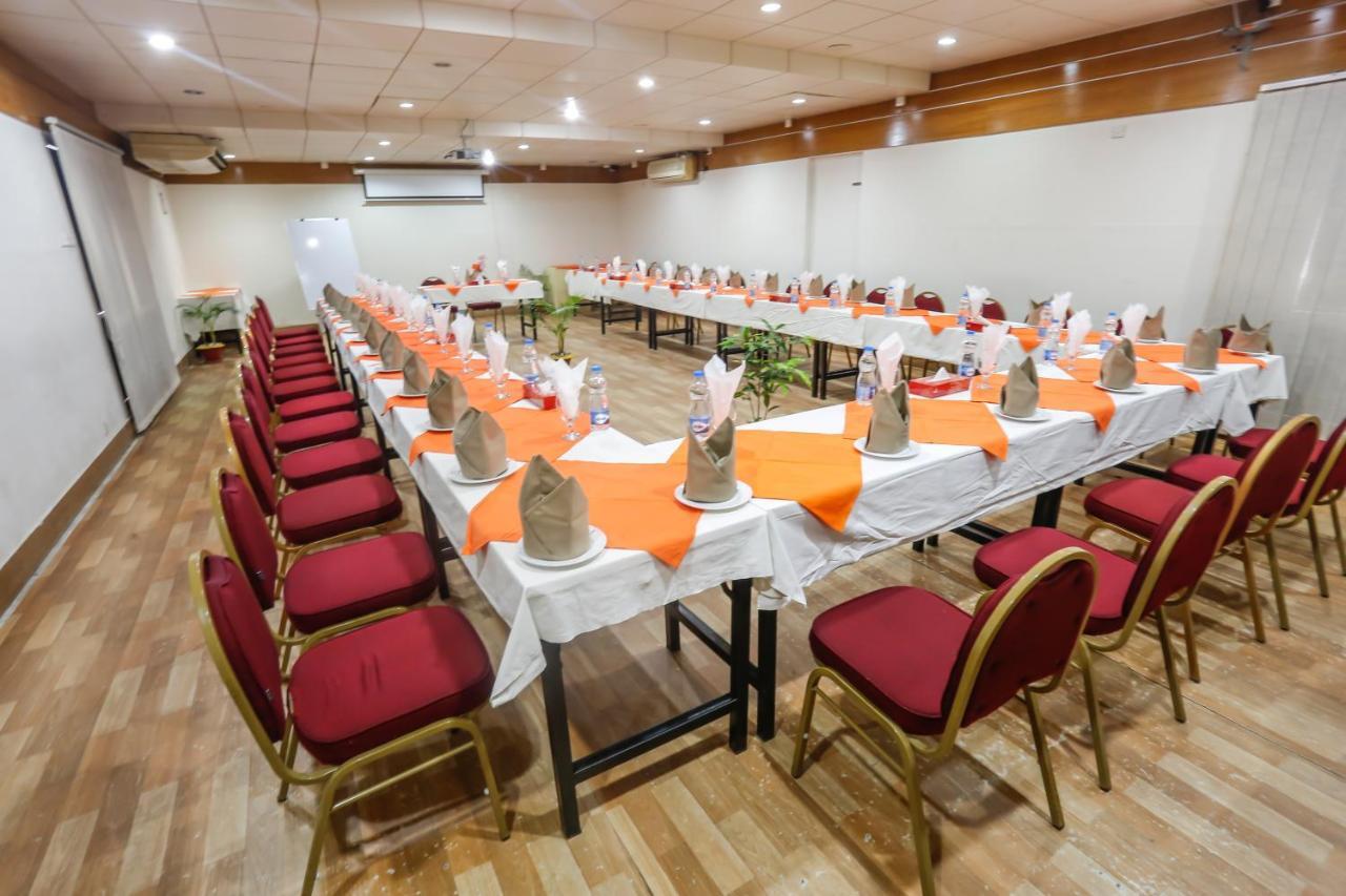 Sel Nibash Hotel & Serviced Apartments Дака Екстериор снимка